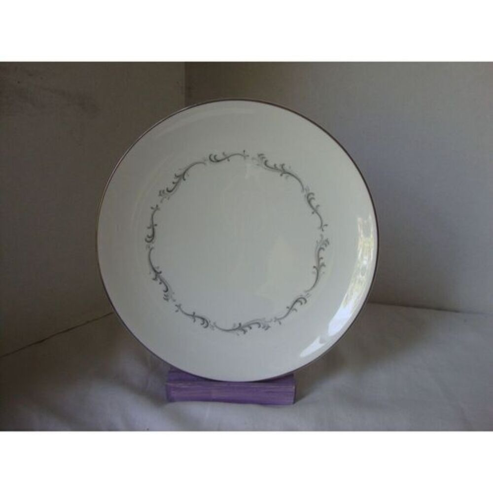 Royal Doulton Coronet Salad Plate (s)